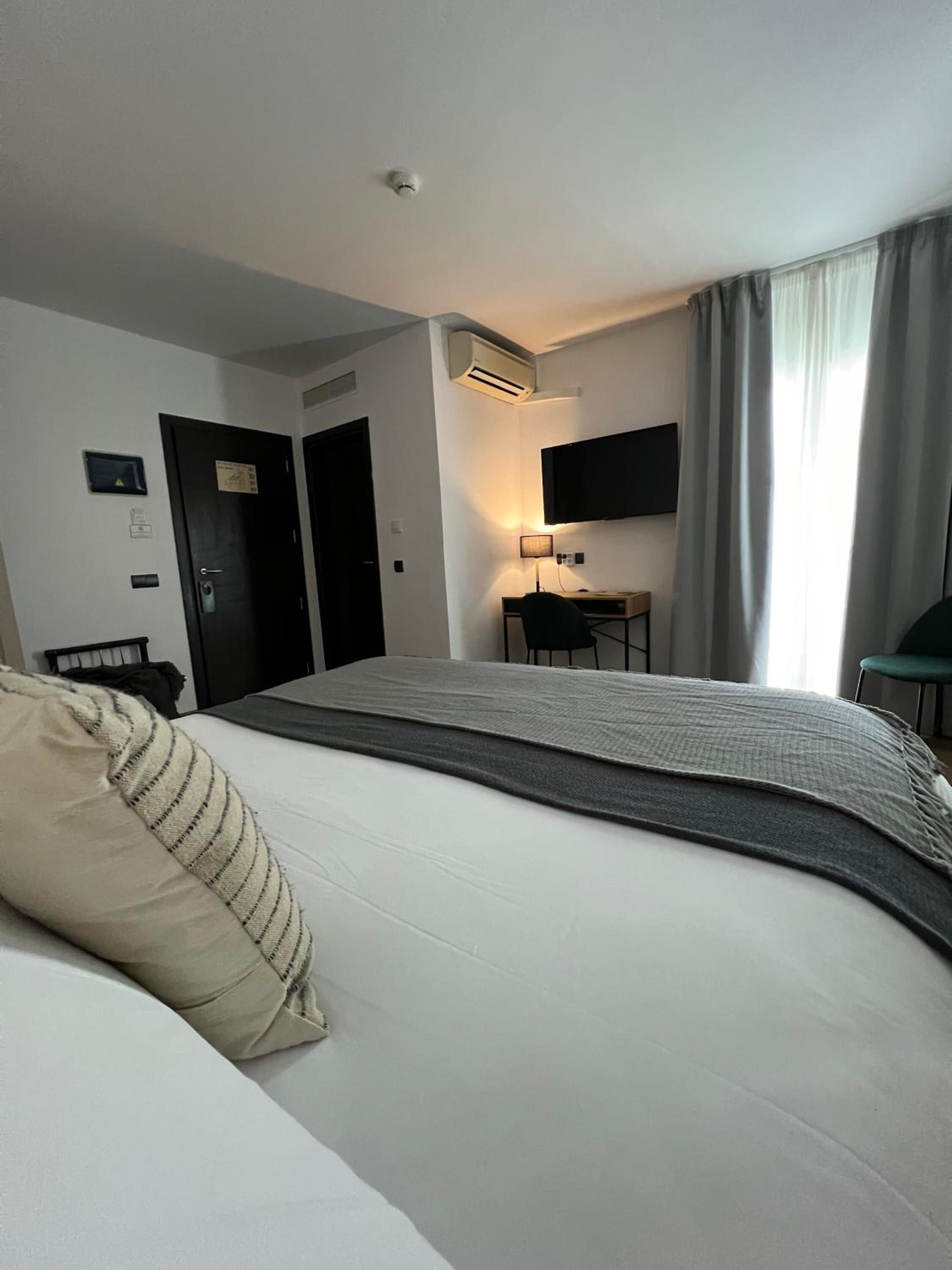 egyptian cotton sheets, premium bedding, select comfort beds