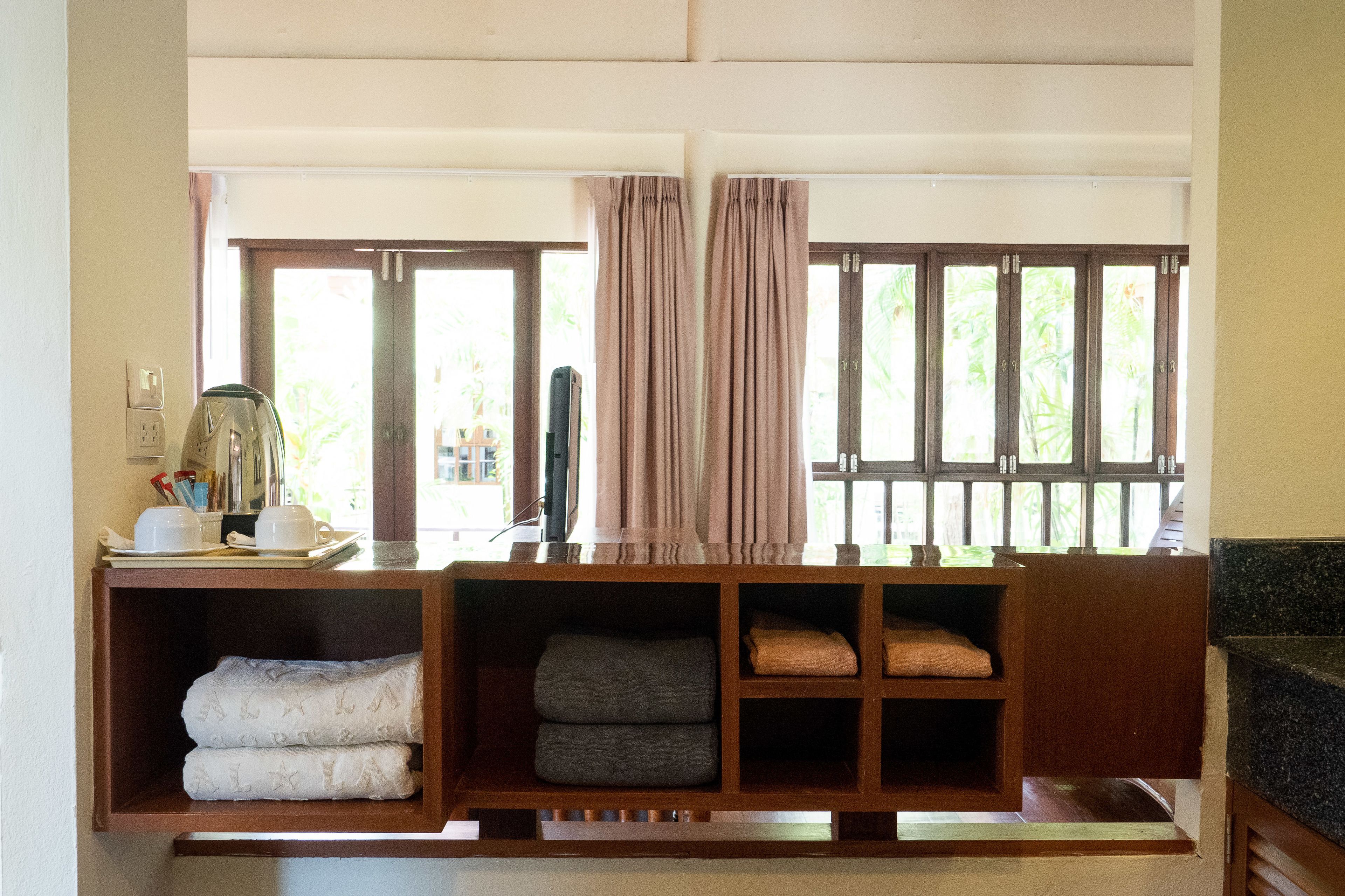 1 bedroom, in-room safe, desk, laptop workspace