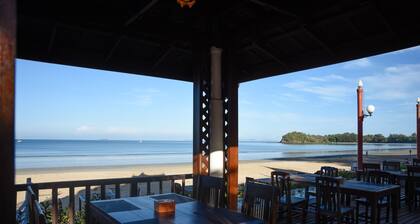 Royal Lanta Resort & Spa