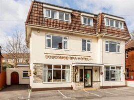 Basic Single Room, Private Bathroom (small) | Miscellaneous