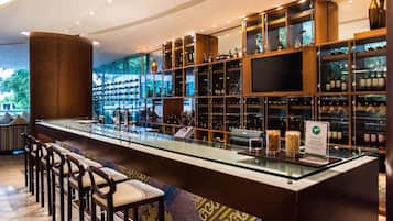 酒吧(店内)