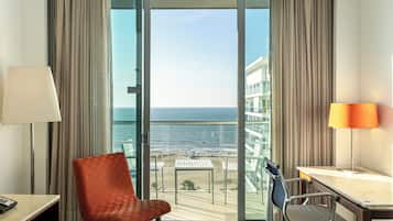 Chambre Standard, 1 trÚs grand lit, vue océan