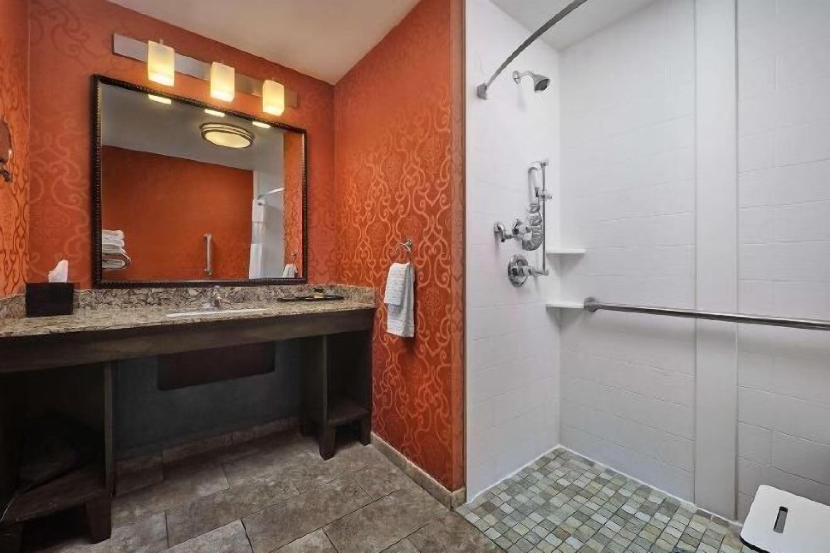 Bathroom | Free toiletries, hair dryer, towels