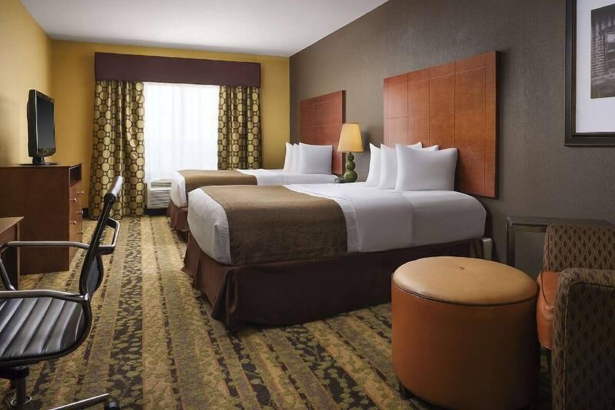 Pillowtop beds, desk, laptop workspace, iron/ironing board