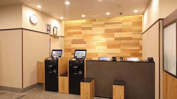 Quầy tiếp tân