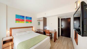 Premium bedding, in-room safe, desk, iron/ironing board