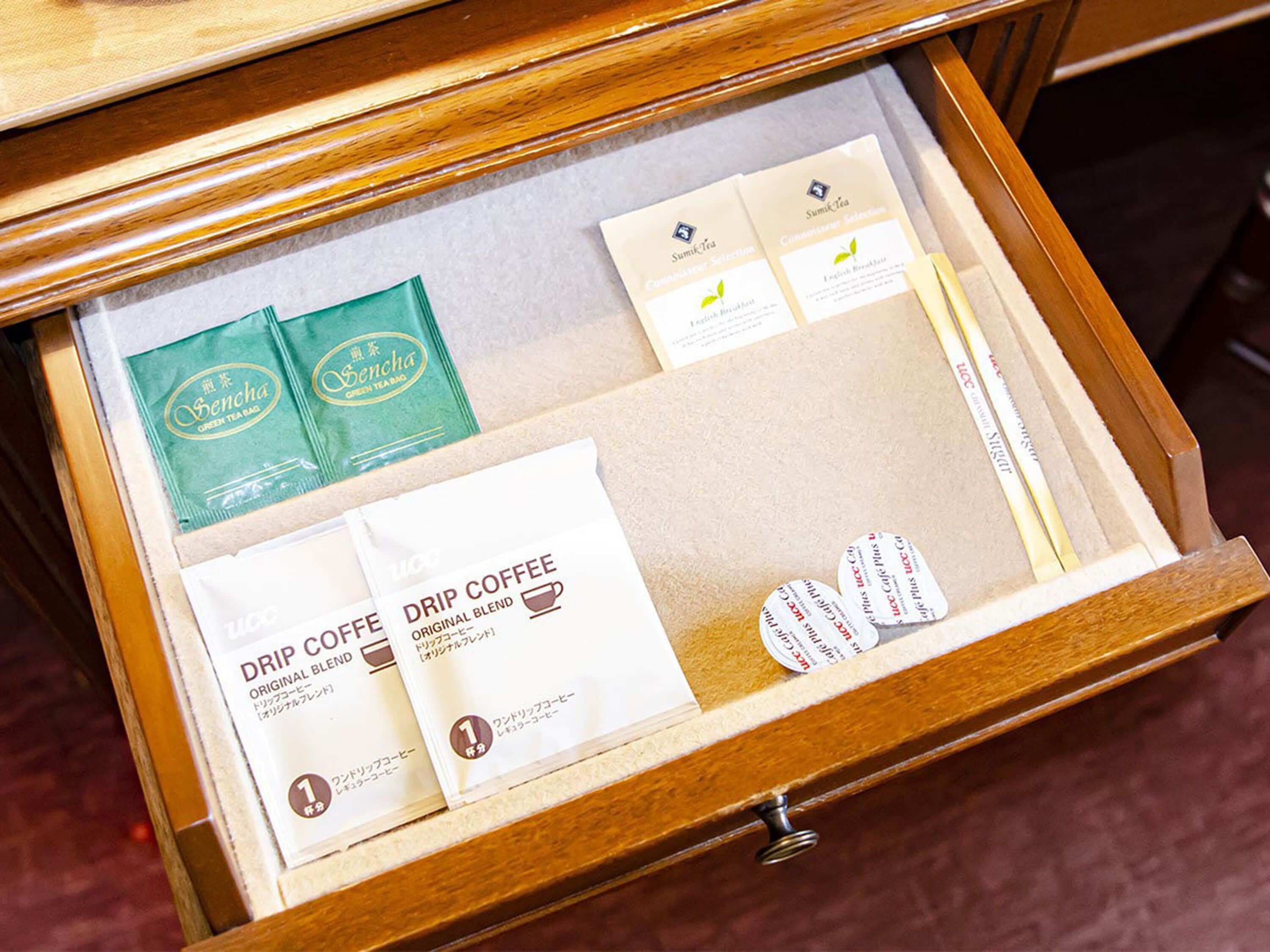 1 bedroom, down duvets, in-room safe, desk