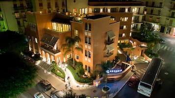 Front of property – evening/night