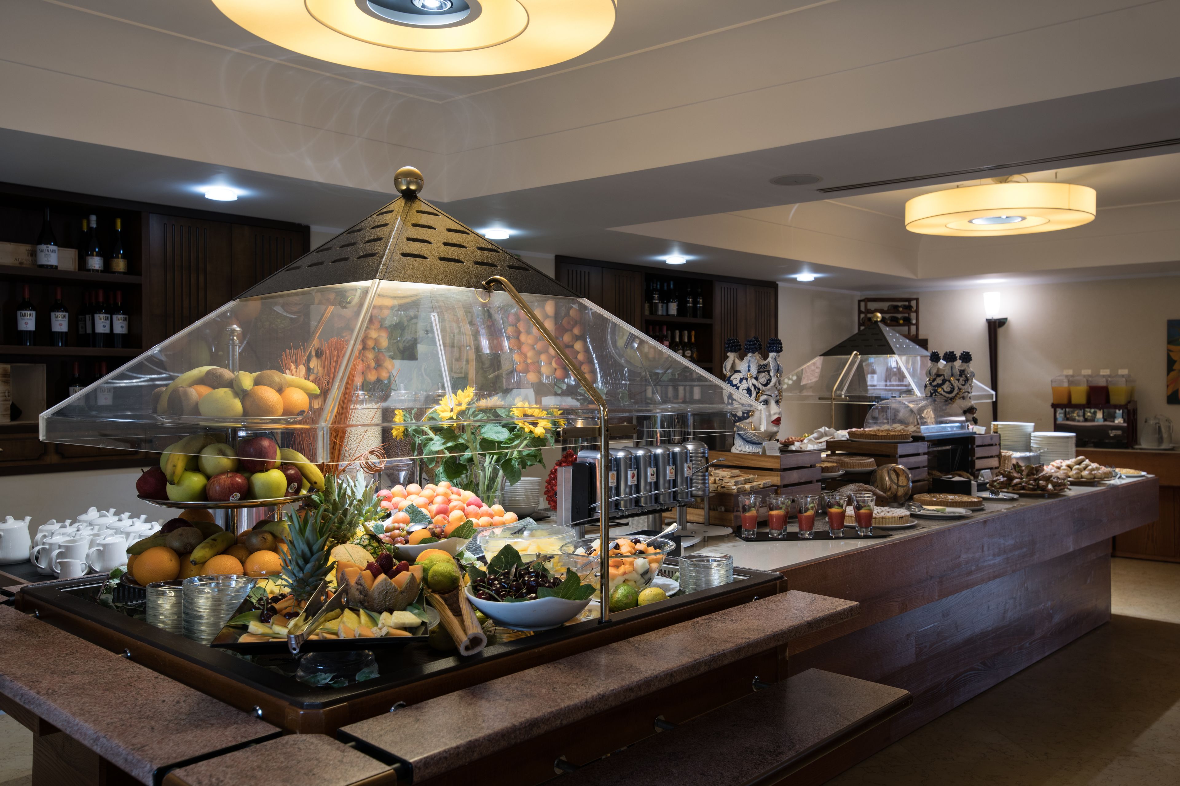 Dagelijks continentaal ontbijt inbegrepen