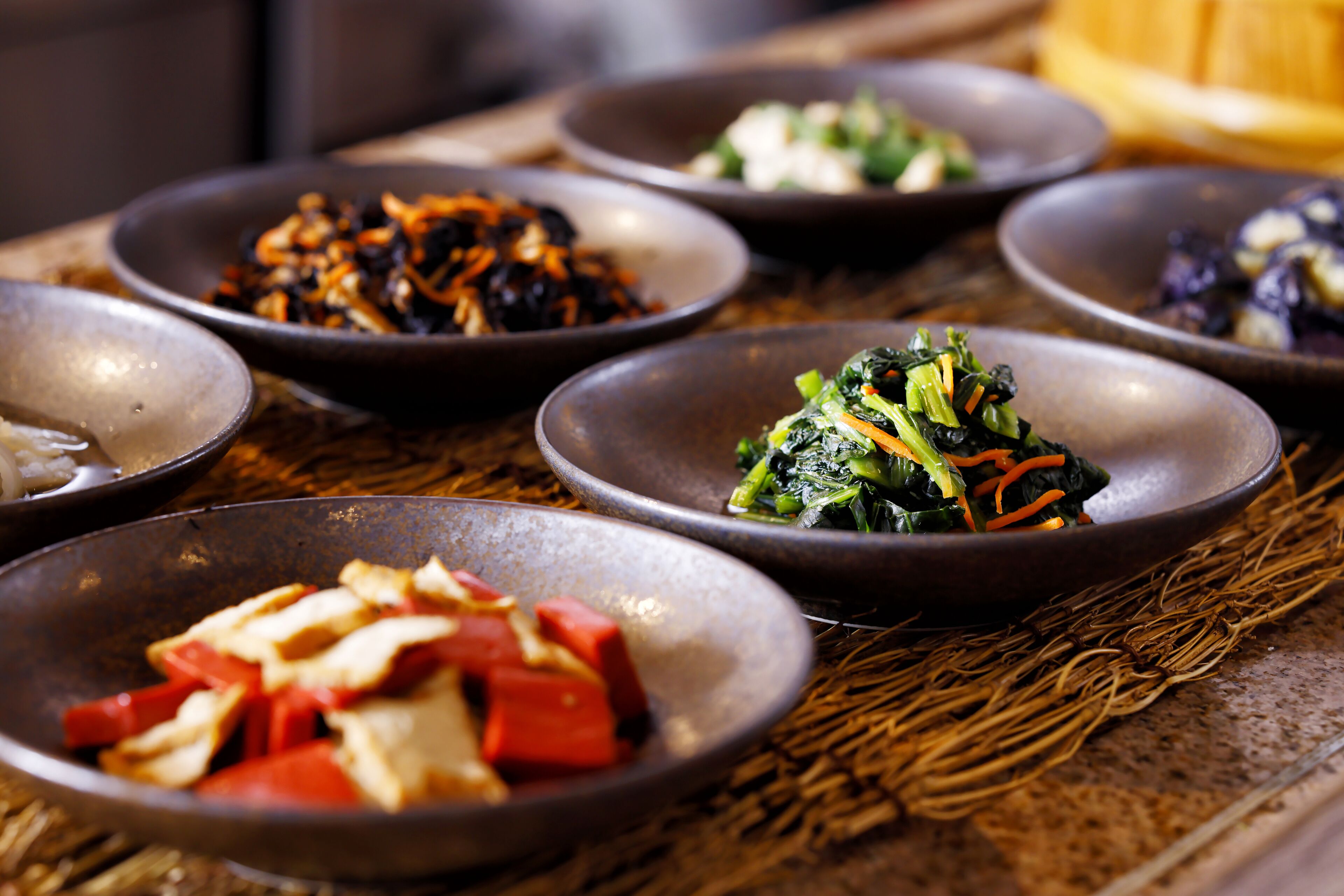 breakfast, lunch and dinner served