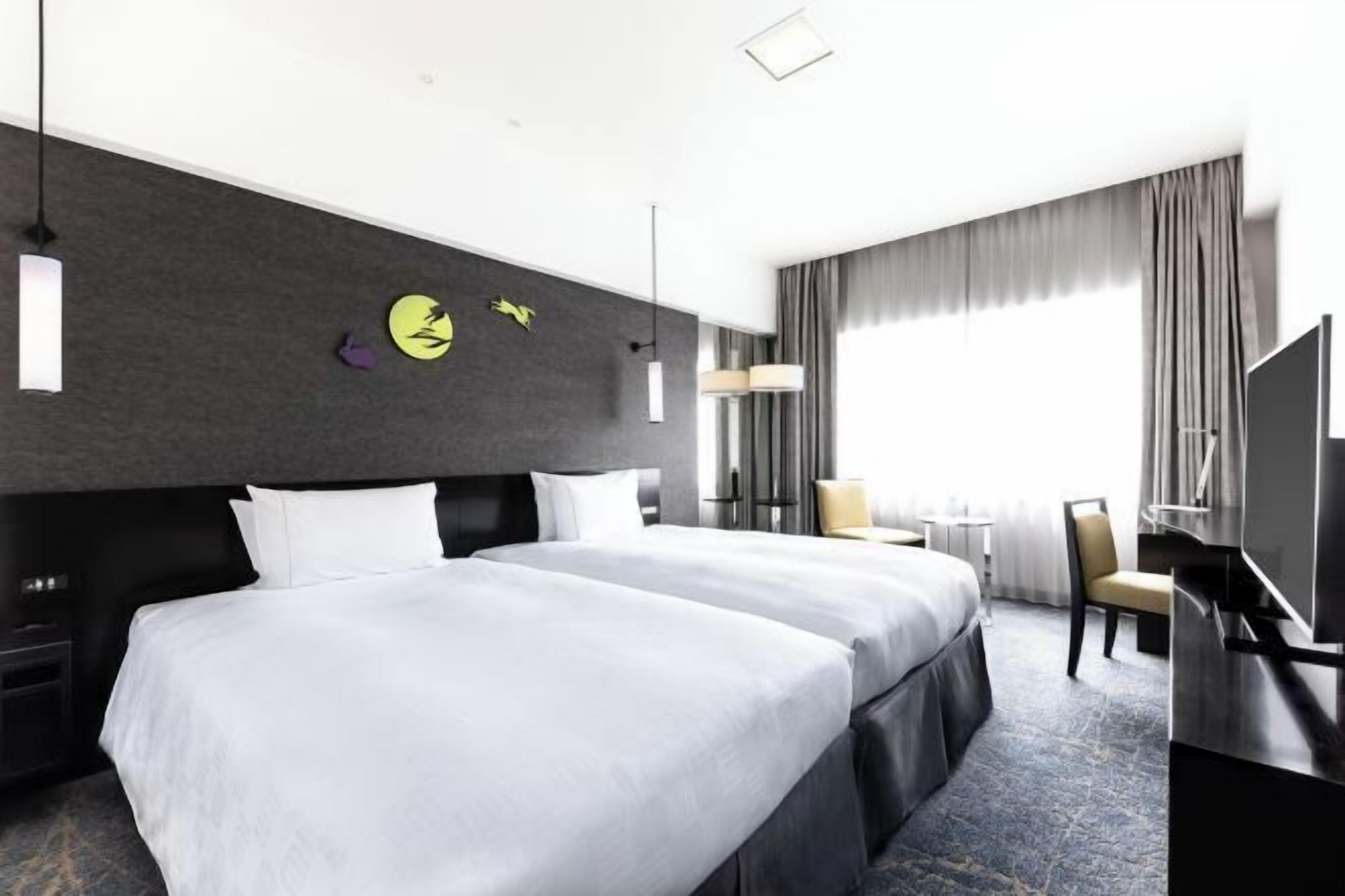 Couette en duvet d'oie, coffres-forts dans les chambres, bureau