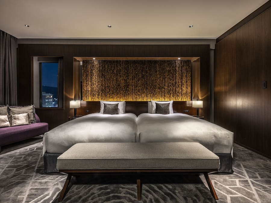 Down duvets, in-room safe, desk, blackout curtains