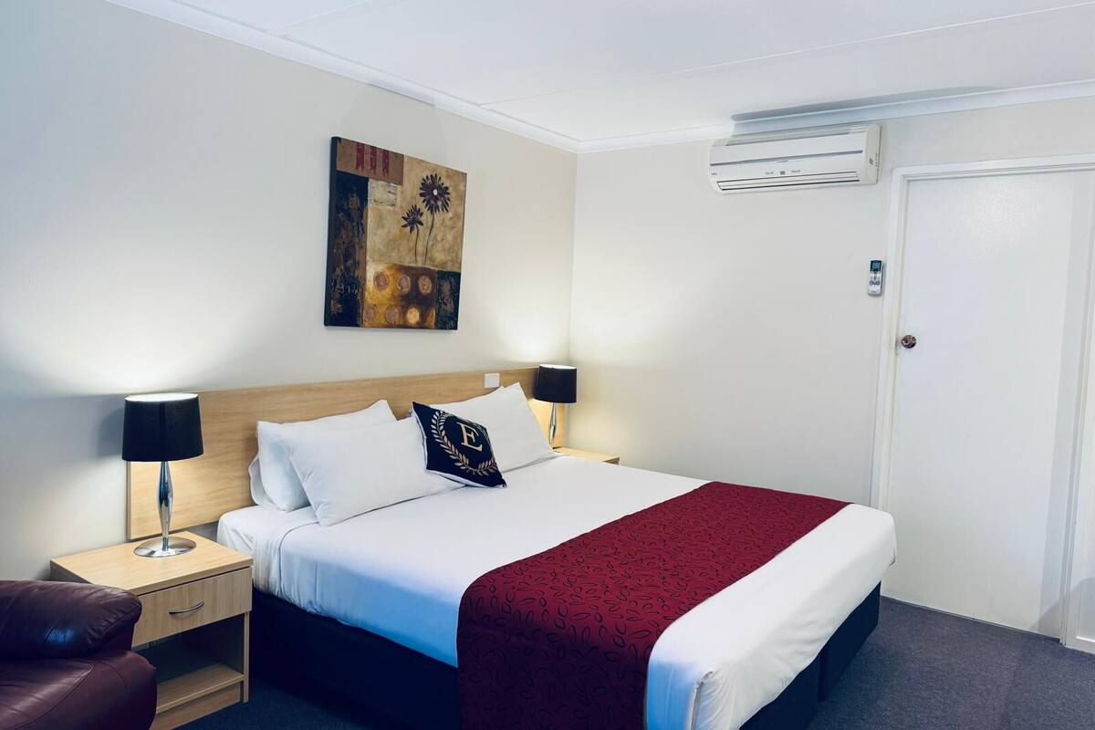 客房 (Toorak) | 1 多间卧室、高档床上用品、加厚床垫、办公桌