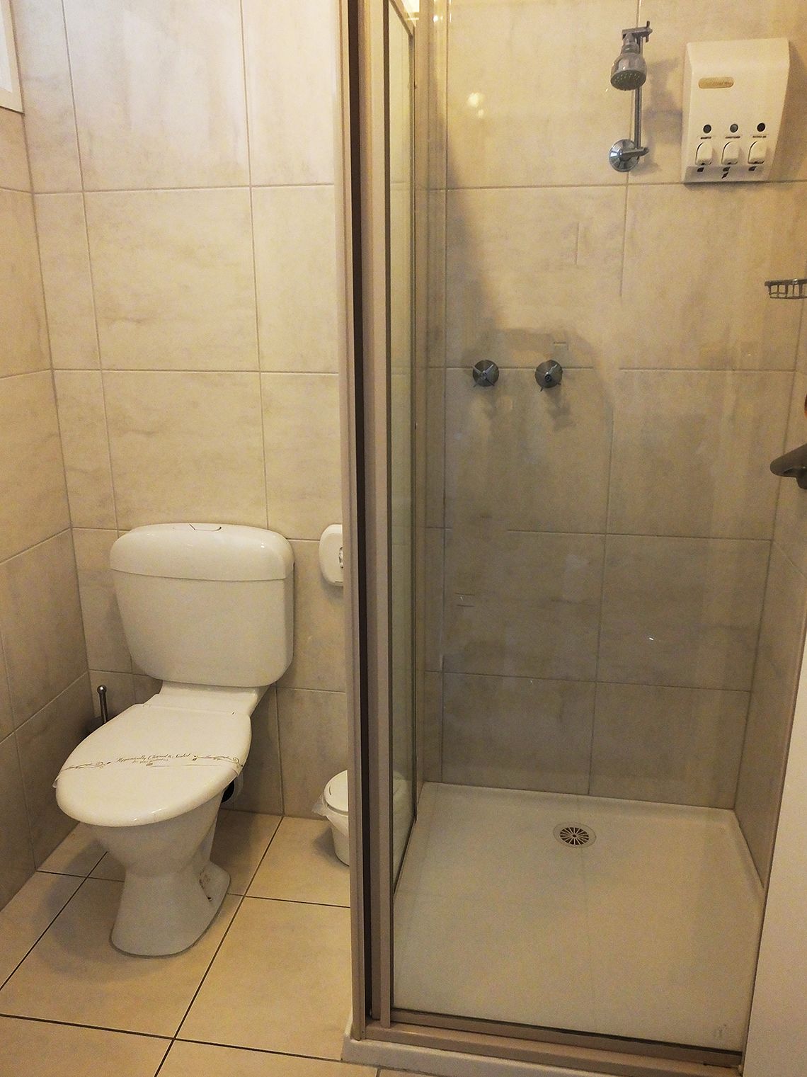 Photo - Edinburgh Motor Inn