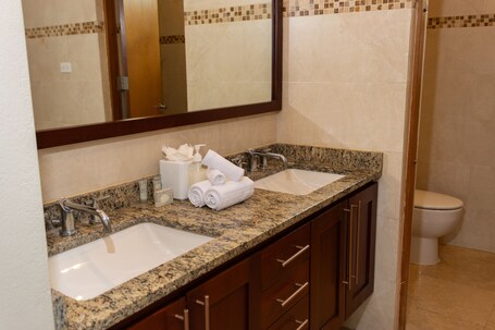 CIQALA Luxury Suites - Image 86