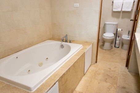 CIQALA Luxury Suites - Image 87