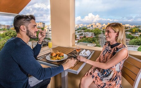 CIQALA Luxury Suites - Image 1