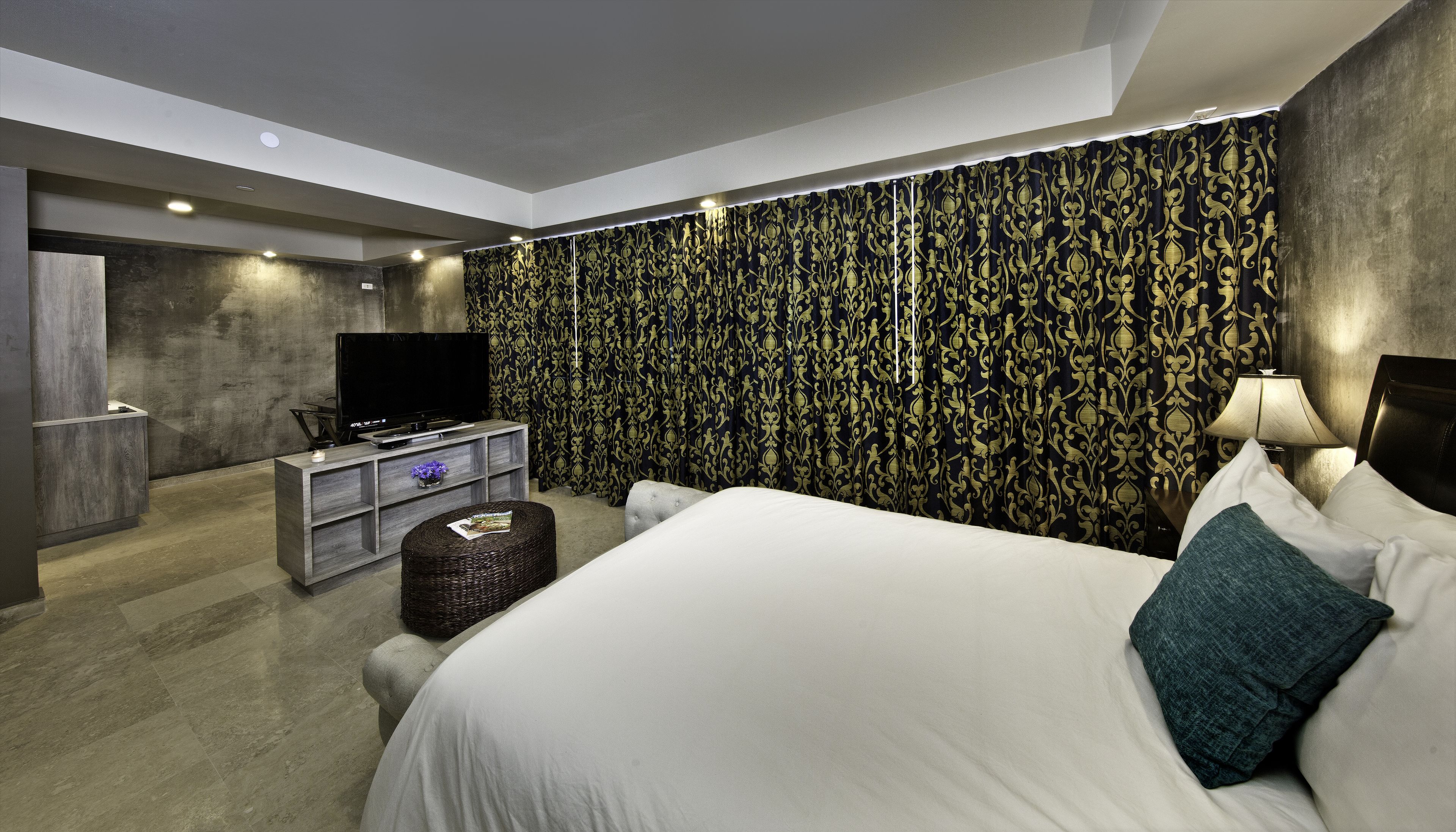 CIQALA Luxury Suites