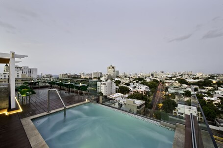 CIQALA Luxury Suites - Image 68