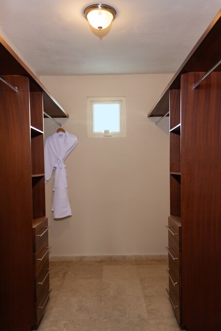 CIQALA Luxury Suites - Image 49