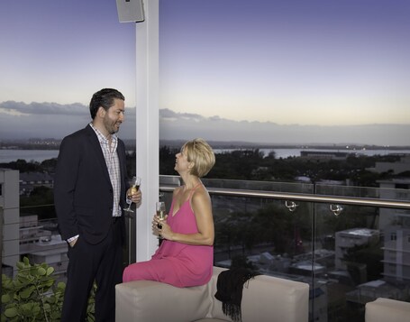CIQALA Luxury Suites - Image 82