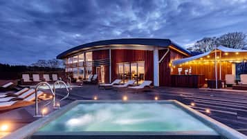 Behandlingsrum til par, sauna, boblebad, dampbad, tyrkisk bad/hammam
