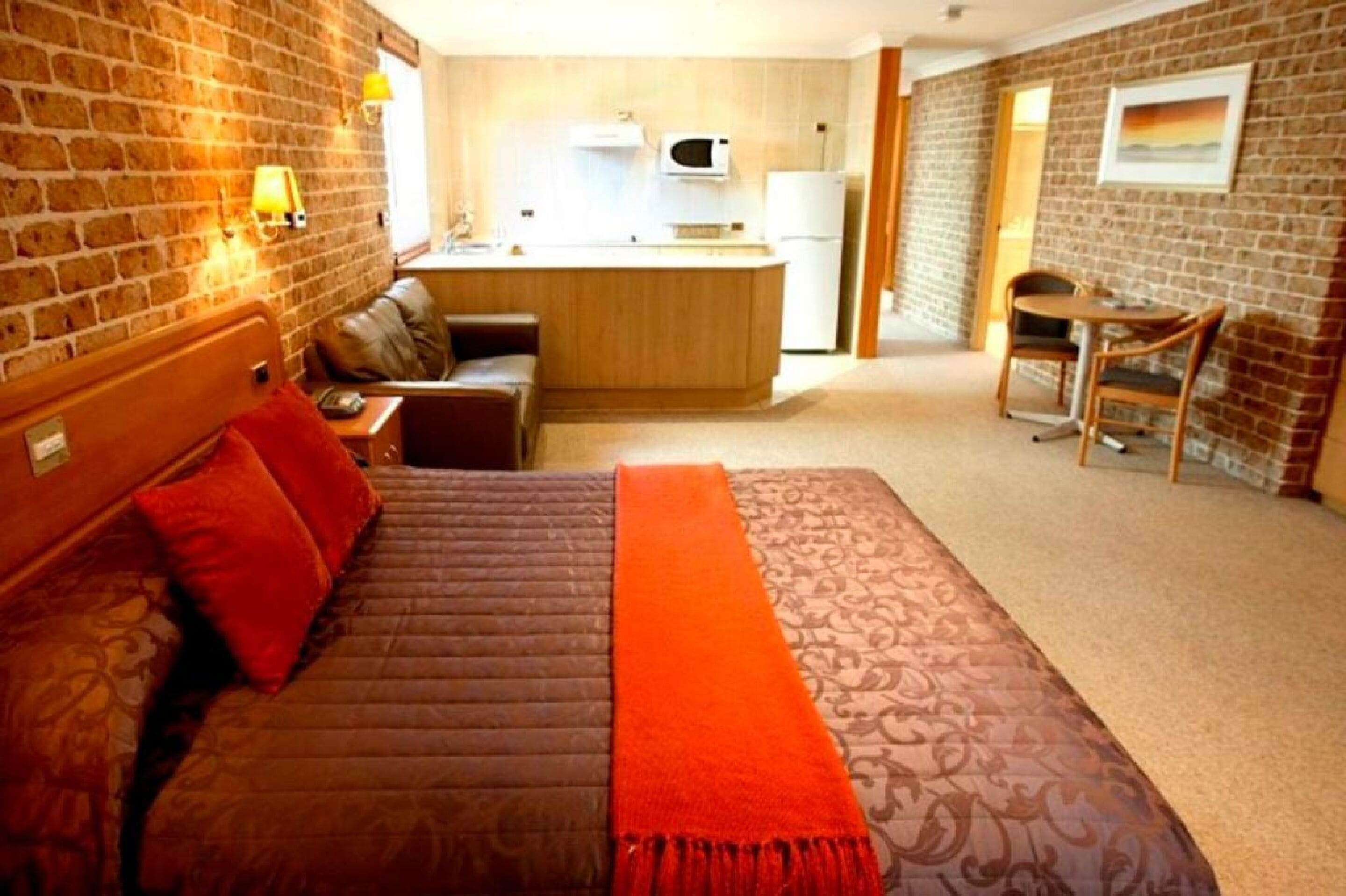 Photo - The Hermitage Motel - Campbelltown