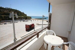 Basic Studio, City View | Terrace/patio - Edificio Albufeira (Albufeira)