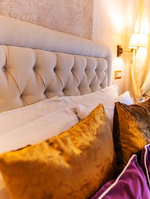 Economy Double Room - Hotel Le Clarisse al Pantheon (Rome)