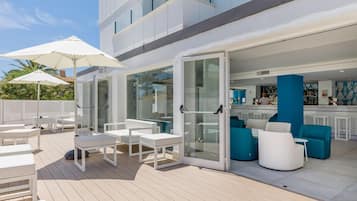 Bar (en el alojamiento)