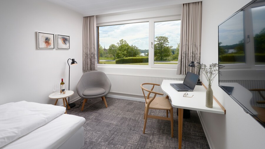 Trinity Hotel Og Konference