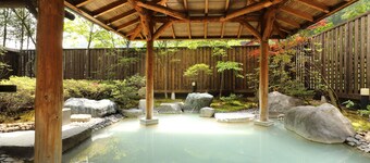 Ryotei Hanayura Ryokan