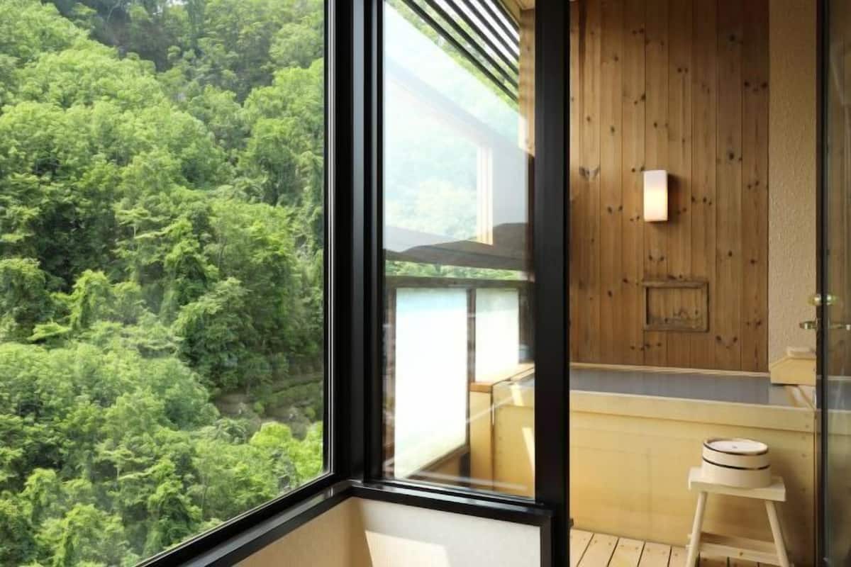 욕실 | 샤워기/욕조 결합, 무료 세면용품, 헤어드라이어, 목욕가운