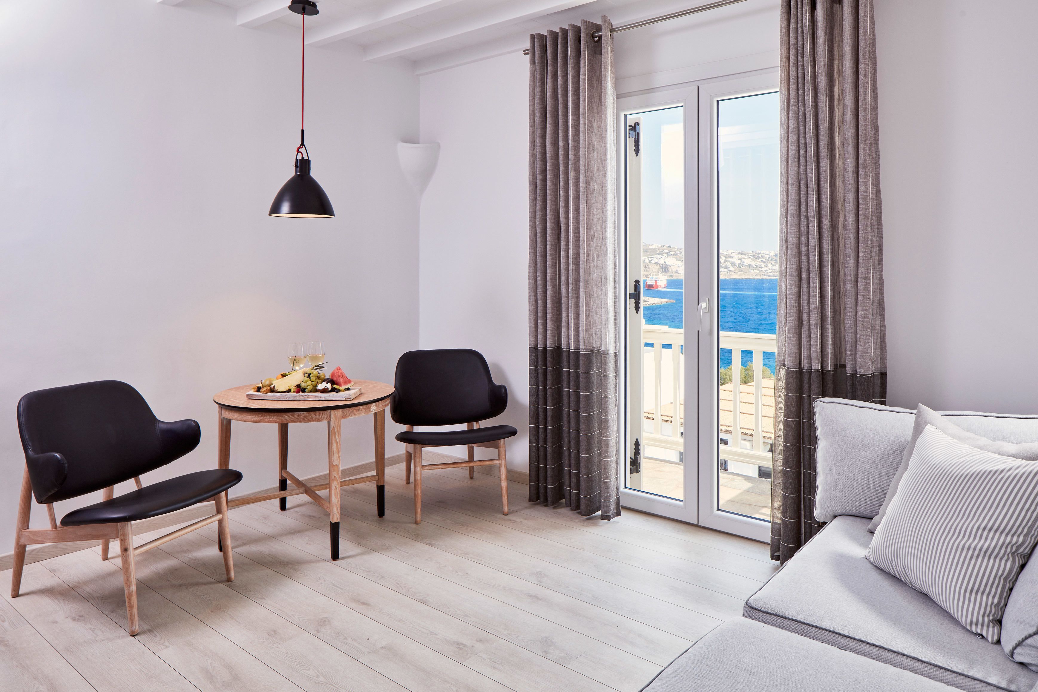 suite, hot tub, sea view (outdoor, princess) | living room | lcd tv, toys