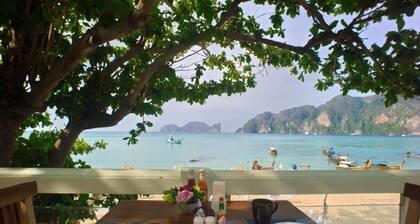 Bayview Resort Phi Phi Island - Beach Front Resort