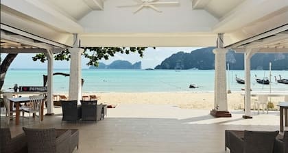 Bayview Resort Phi Phi Island - Beach Front Resort
