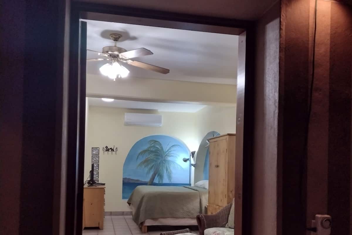 1 bedroom, premium bedding, individually decorated