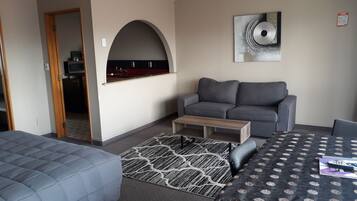 Family Unit | Free WiFi