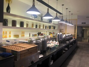 Tägliches Frühstücksbuffet (58 CNY pro Person)