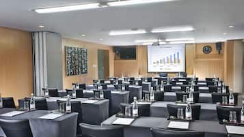 Toplantı salonu/imkânları
