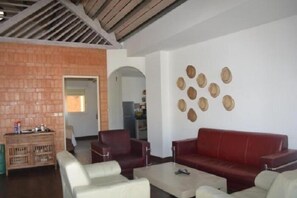 Loft, 2 Bedrooms | Living area