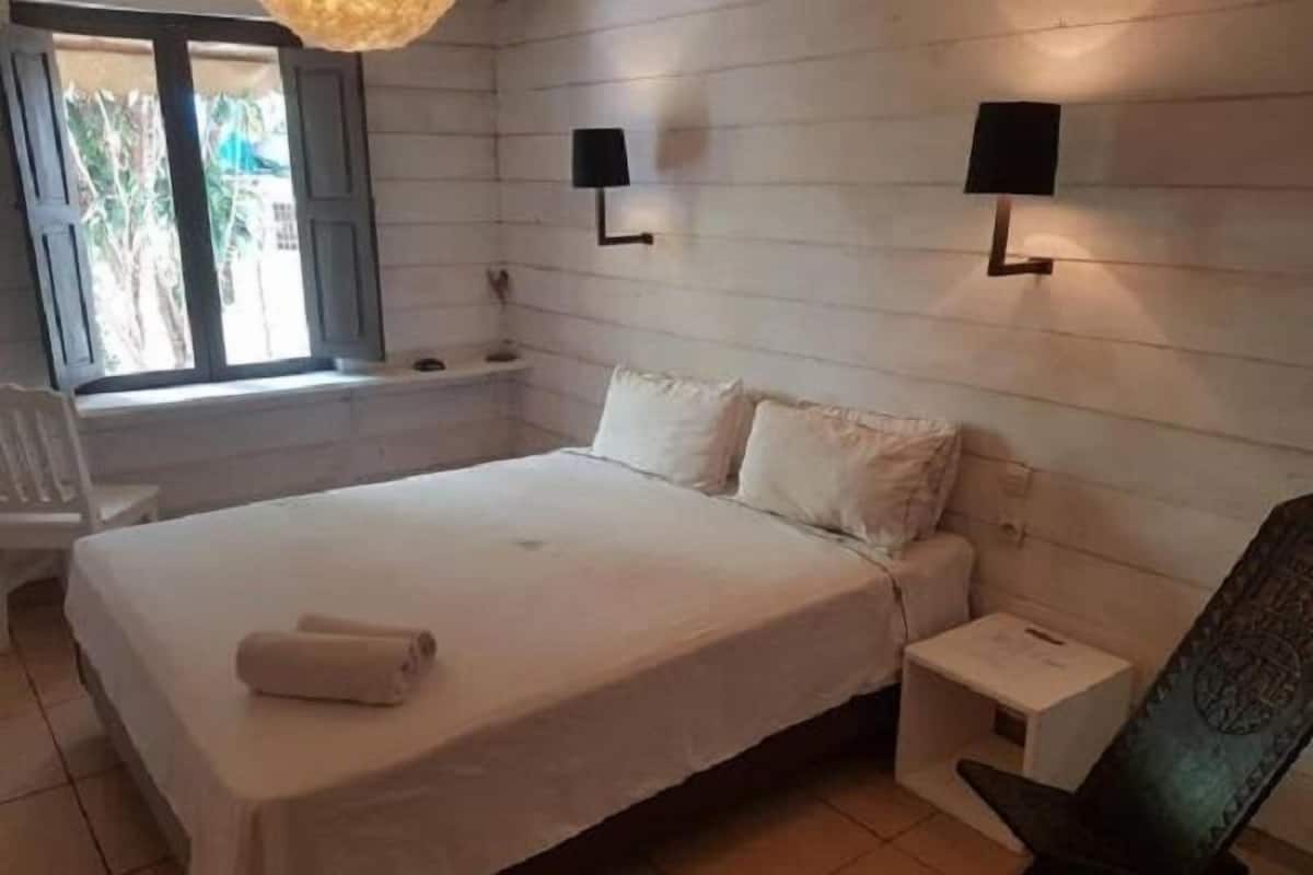 Comfort Double Room (Charm Room) | In-room safe, desk, blackout curtains, free WiFi