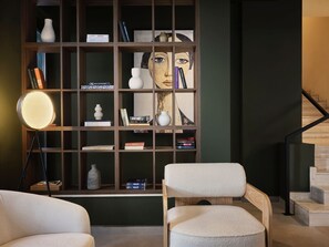 Lobby lounge - Pearl Hotel (Rhodes)