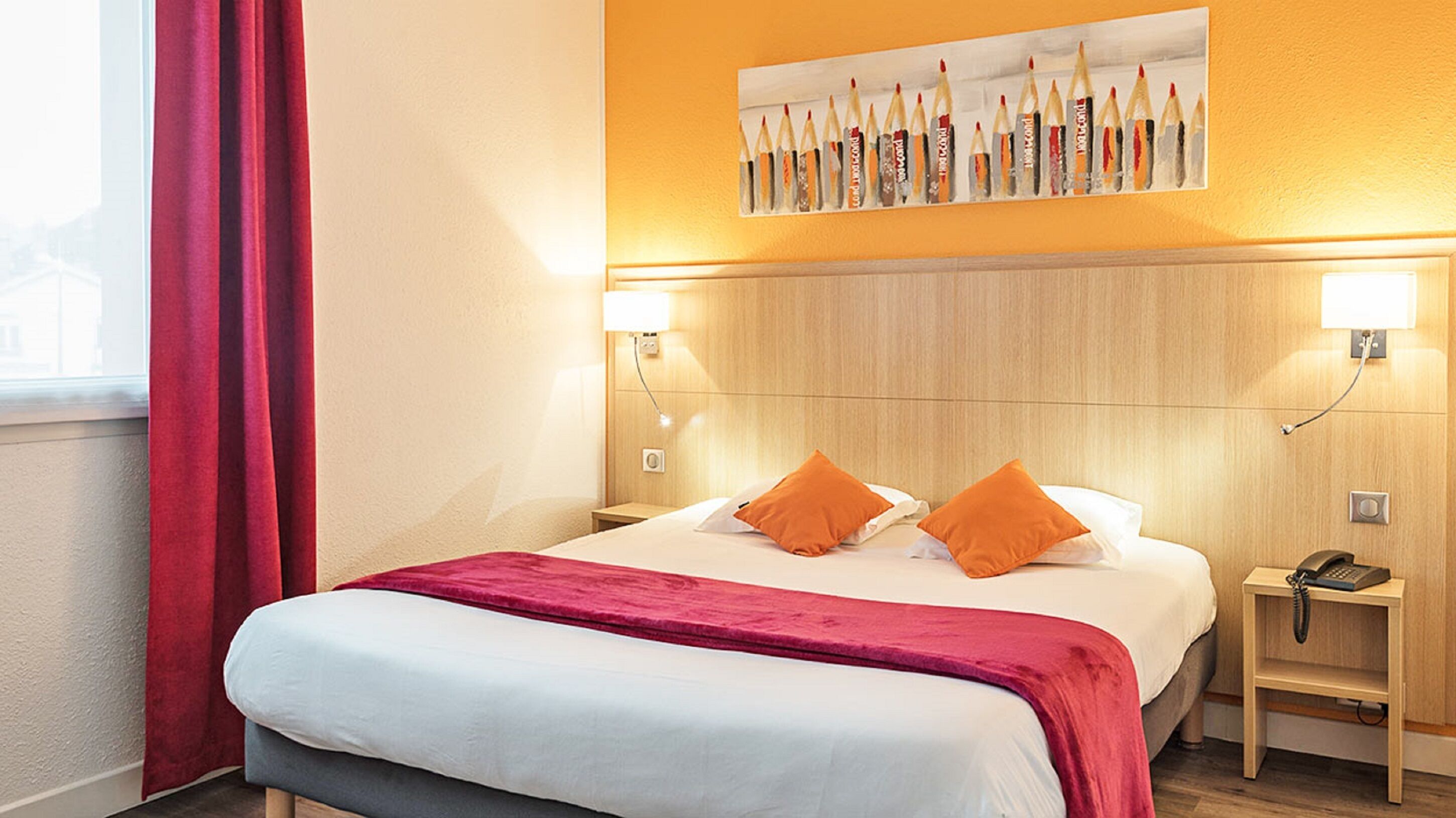 superior double room, jetted tub | desk, blackout curtains, soundproofing, iron/ironing board