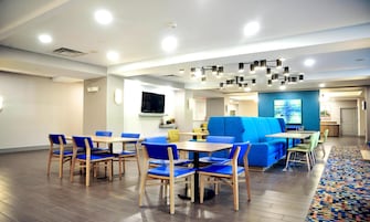 Desayuno buffet incluido todos los días