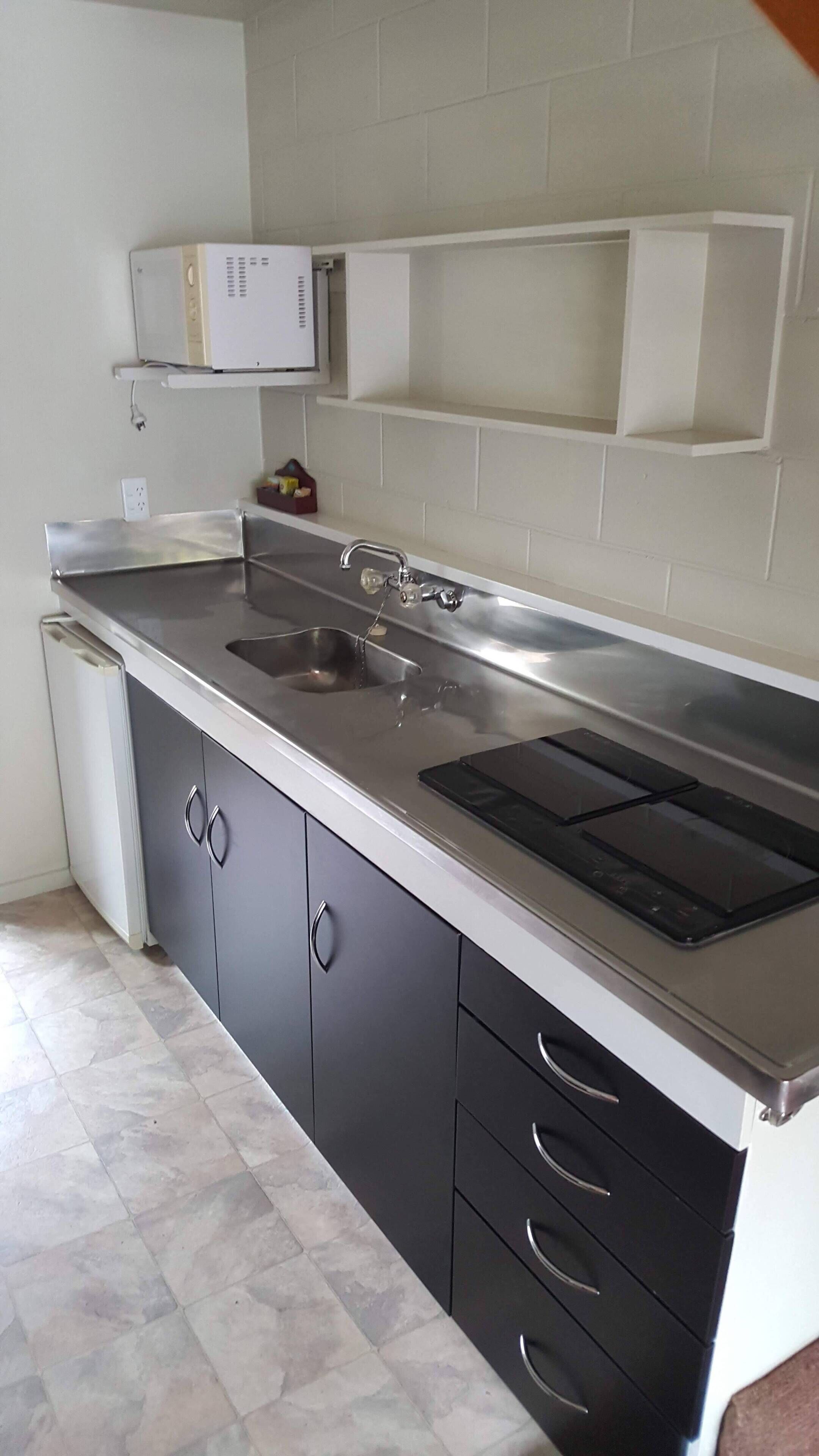 studio (loft) | private kitchen | fridge, coffee/tea maker, electric kettle, high chair