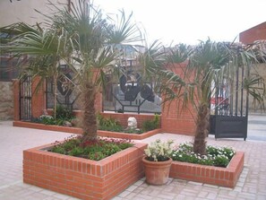 Property grounds - Hotel Dracos Cebreros (Cebreros)