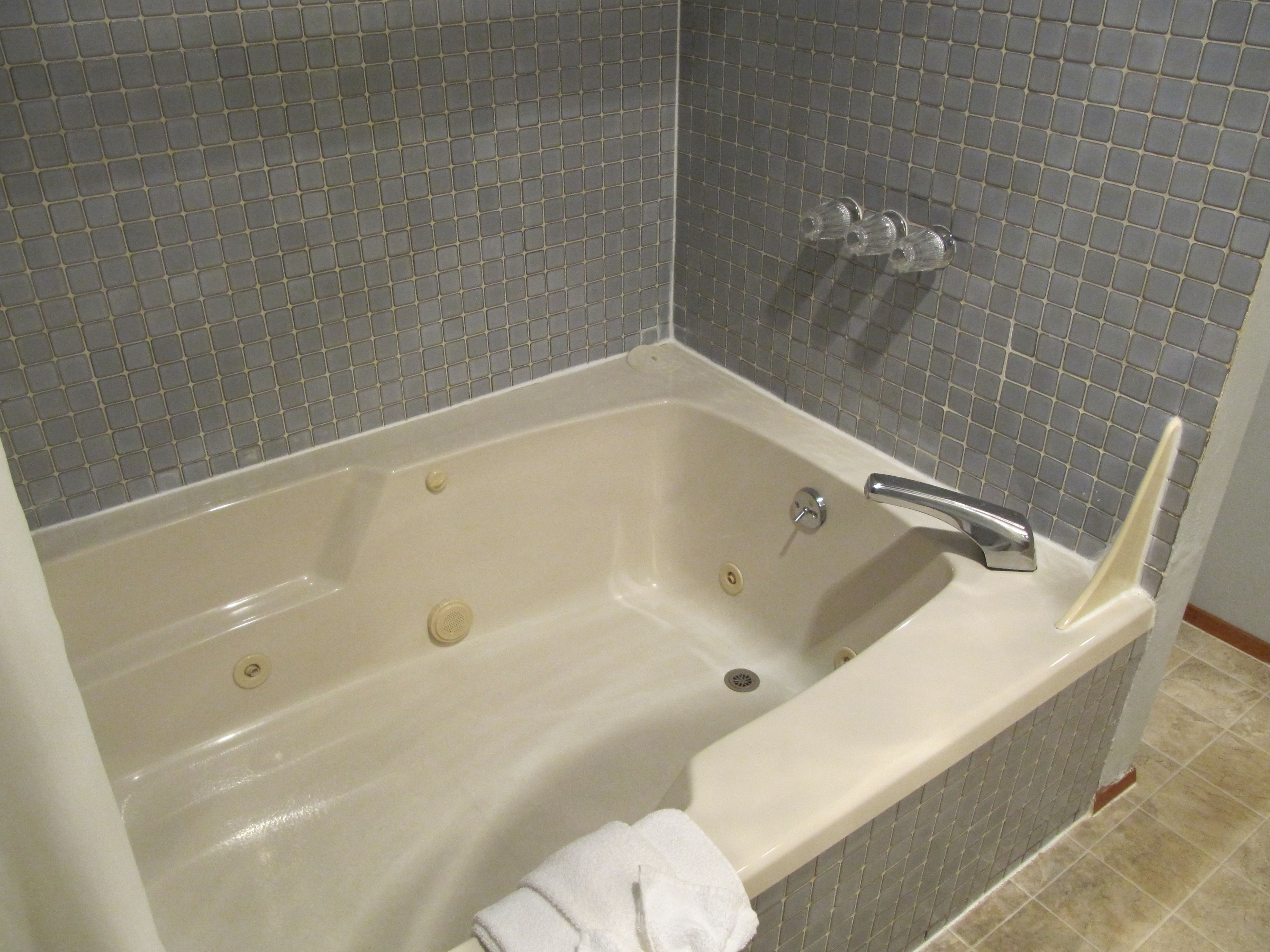 jetted bathtub