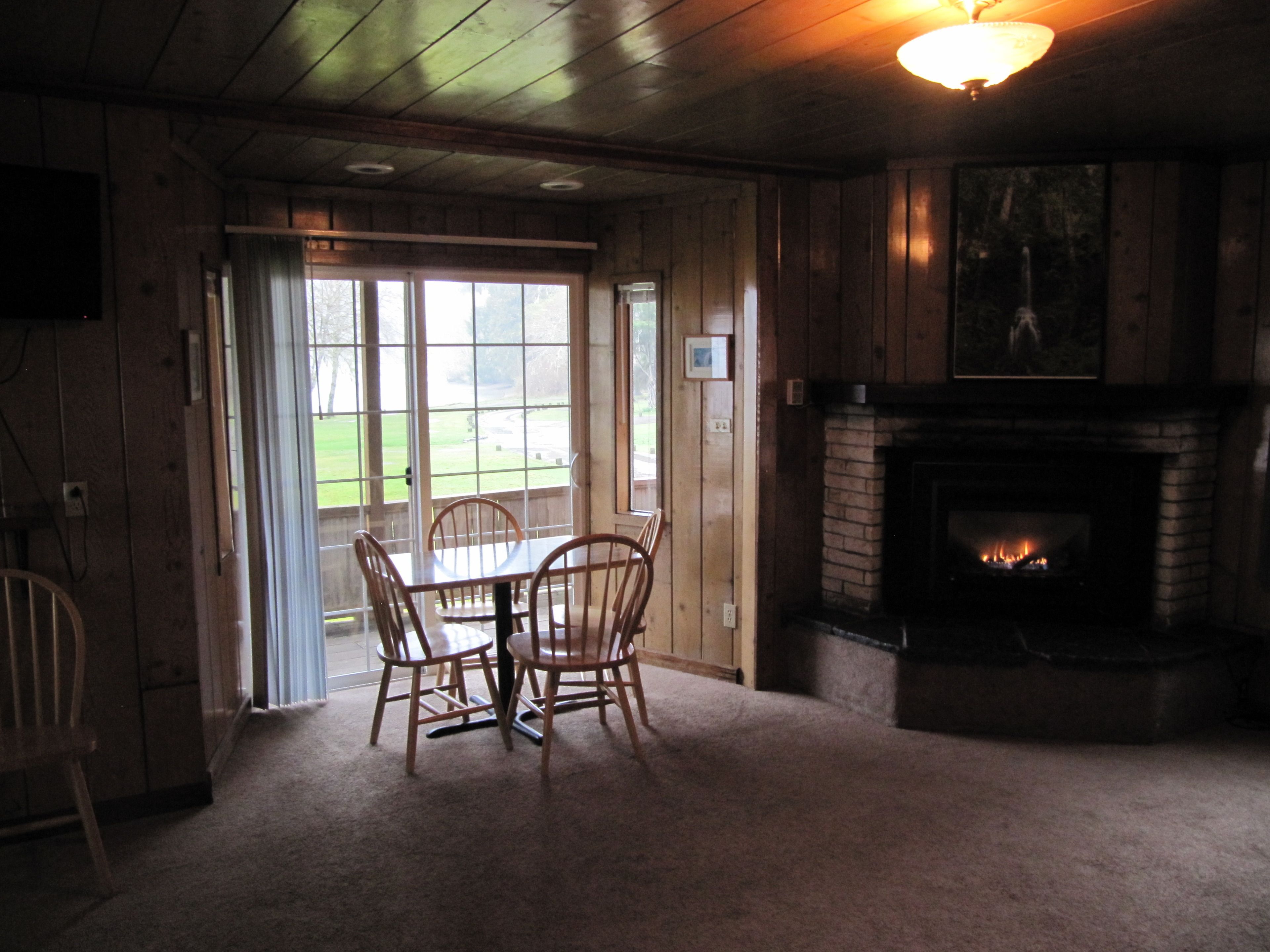 cabin, fireplace (#  6, kitchen, jetted tub) | living room | flat-screen tv