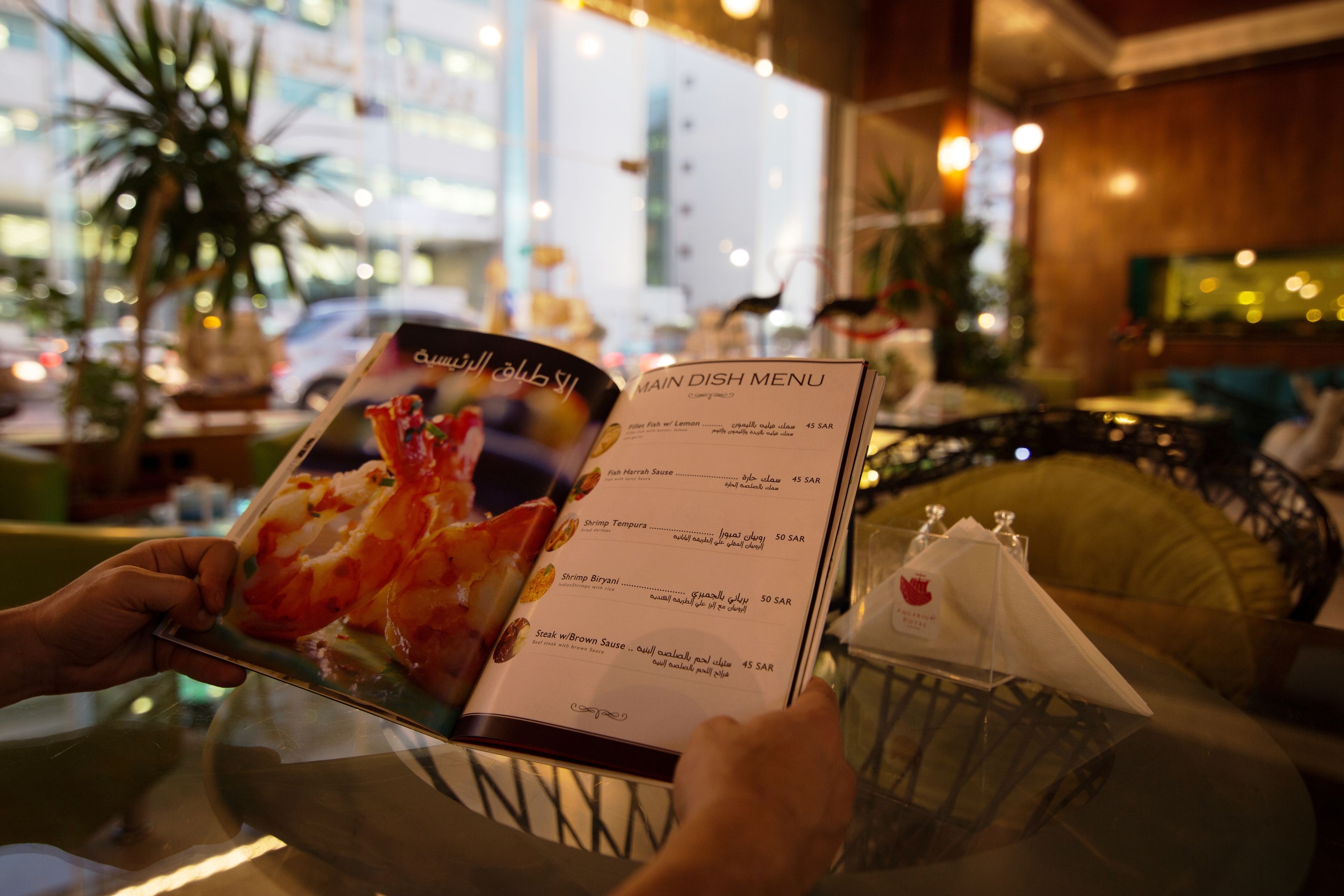 breakfast, lunch, dinner served; international cuisine